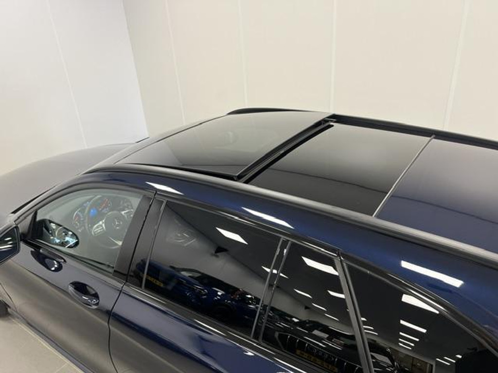 56798600-53.jpg
