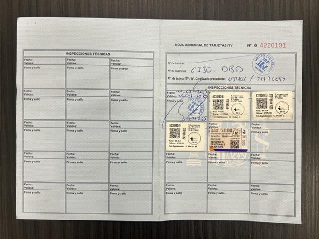 56810795-38.jpg